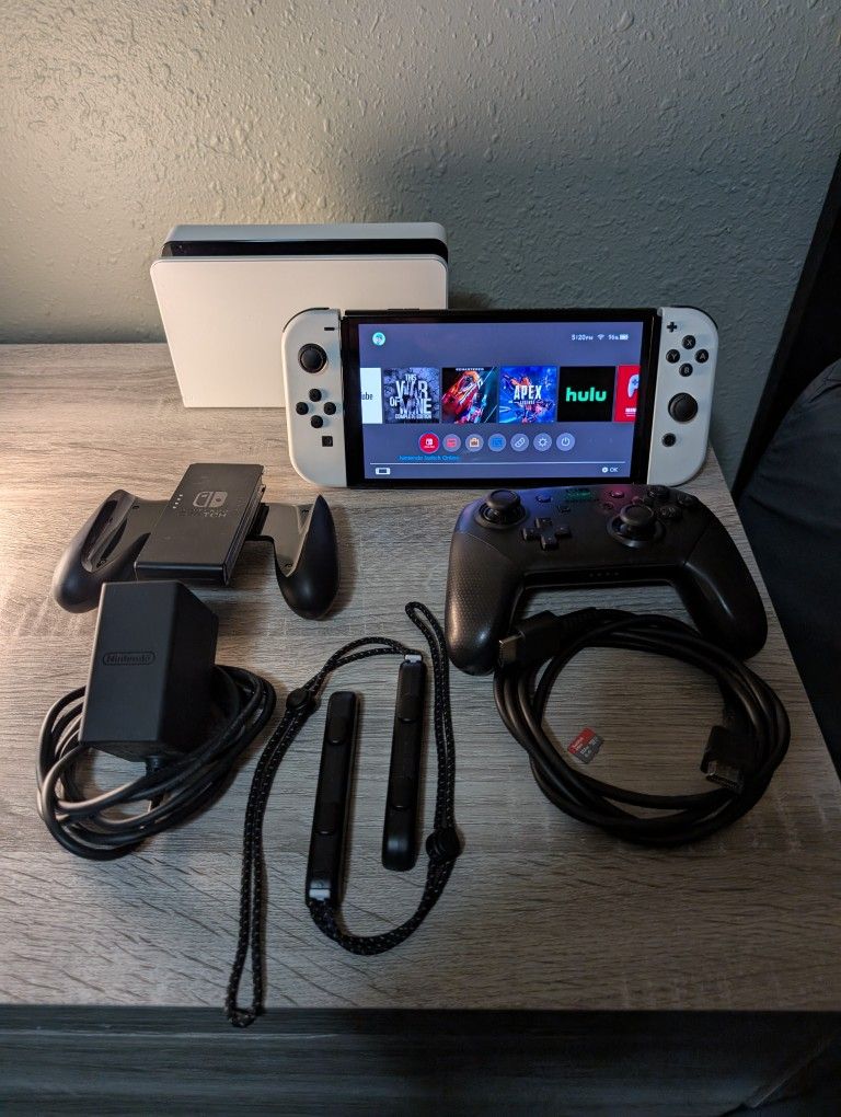 Lightly Used Nintendo Switch OLED + Pro Controller & 512GB SD Card - Great Condition