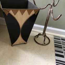 Bathroom Basket And Towel Holder 