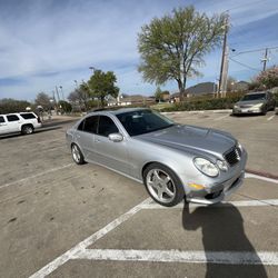 2005  Mercedes E55 AMG 