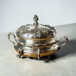 Antique Forbes Silver Co. Quadruple Plate Covered Butter Dish #241 • Grape & Vine
