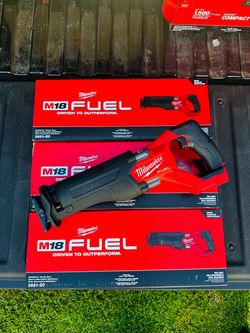 Milwaukee M18 FUEL SAWZALL Reciprocating Saw 2821-20