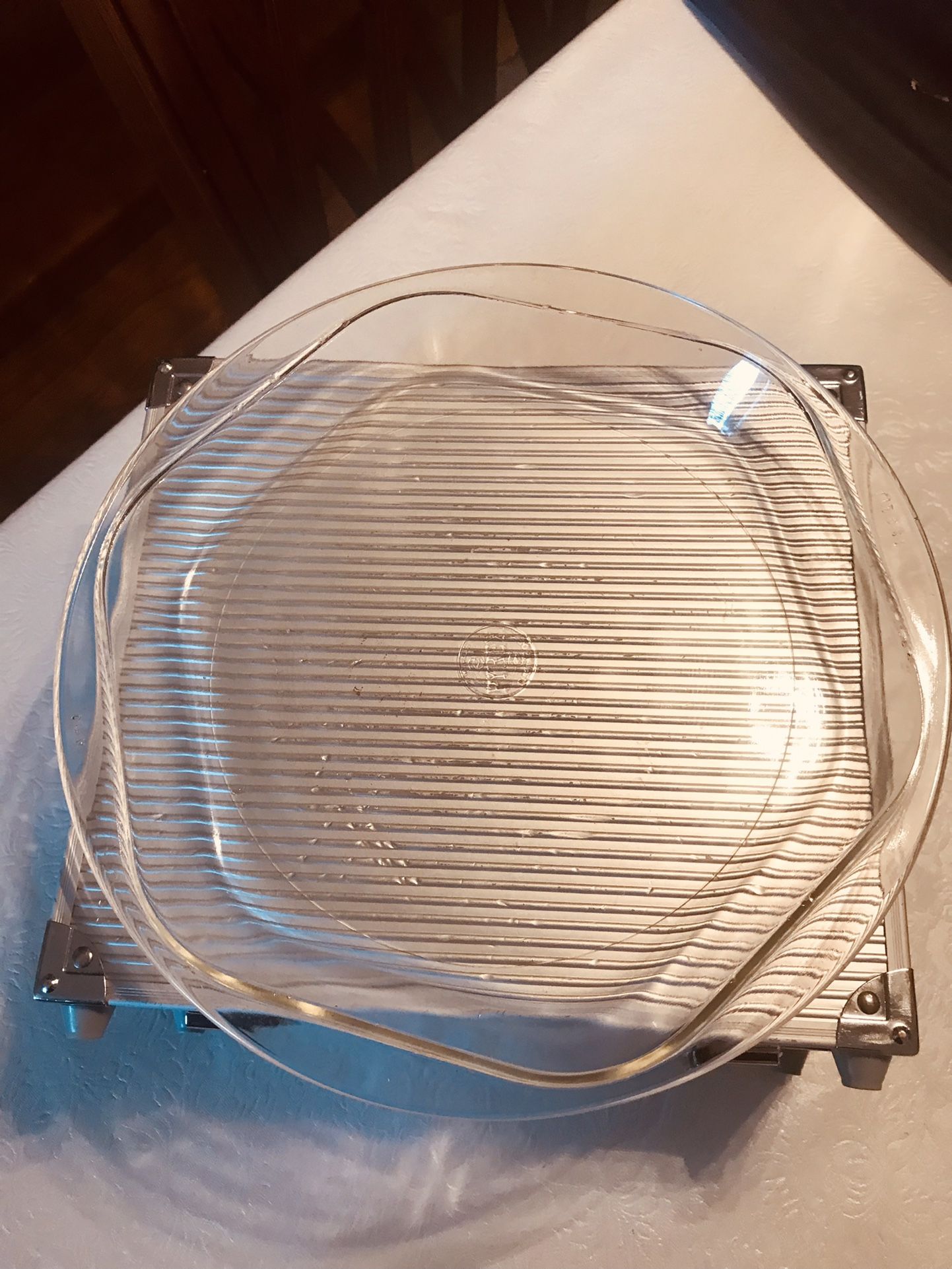 Vintage Hexagonal Pyrex Pie Ate Dollar Marked With Signs