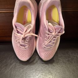 TENIS HOKA