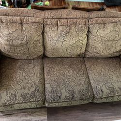 Couch Chair Coffee Table (Used) $200 Pick Up Only