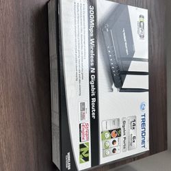 300 Mbps Wireless N Gigabit Router 