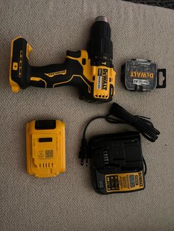 Dewalt 20V Max Drill Kit