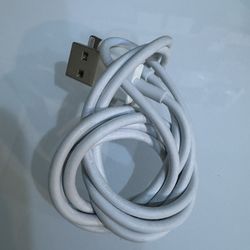 Apple Lightning cable (1m, 3ft) 🔋