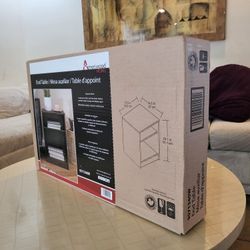 New End Table/Nightstand 