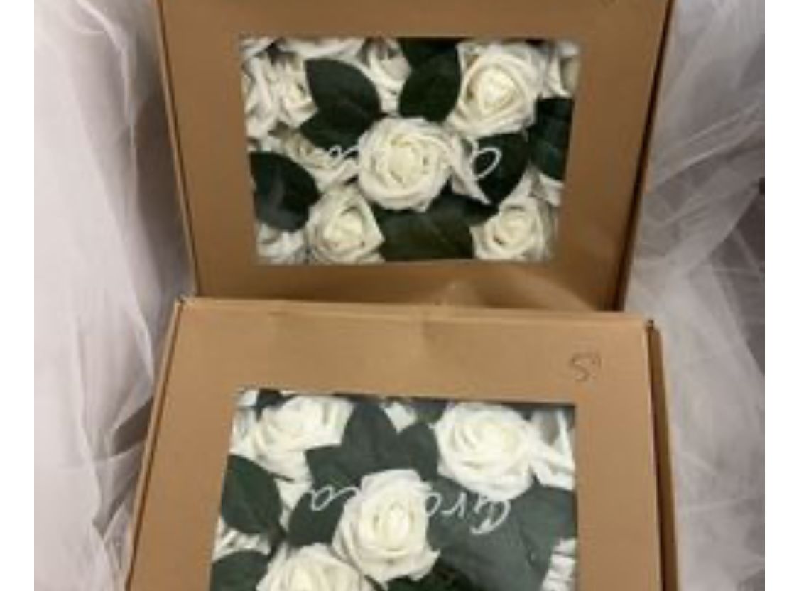 Off White Realistic Foam Flowers