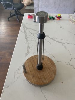 Towel holder