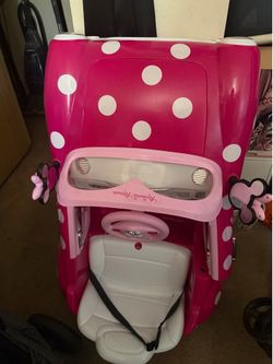 Minnie Mouse Convertible Car
