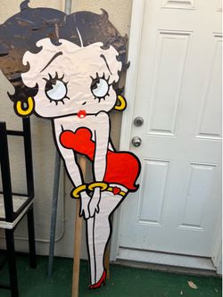 Betty boop stand