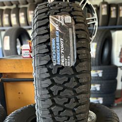 265-70R17. R/T Blackhawk tires 🛞