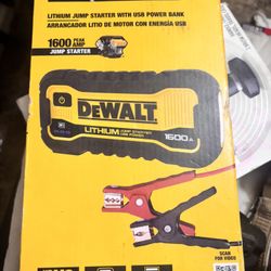 DeWalt 1600AMP Jump Starter