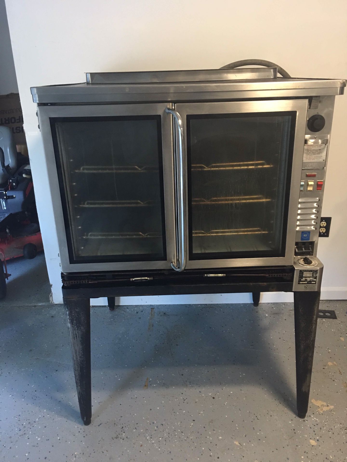 Blodgett EF 111 Commercial Convection Oven