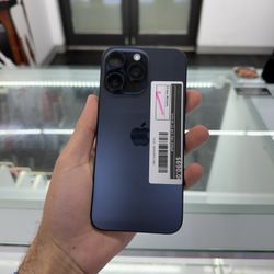 iPhone 15 Pro Max 256GB (Unlocked)