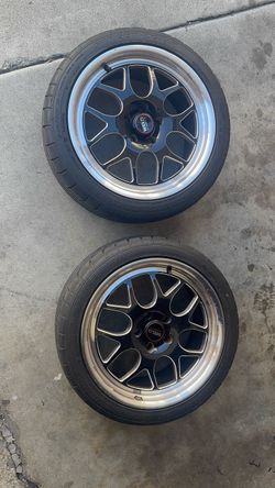 Welds tires and rims