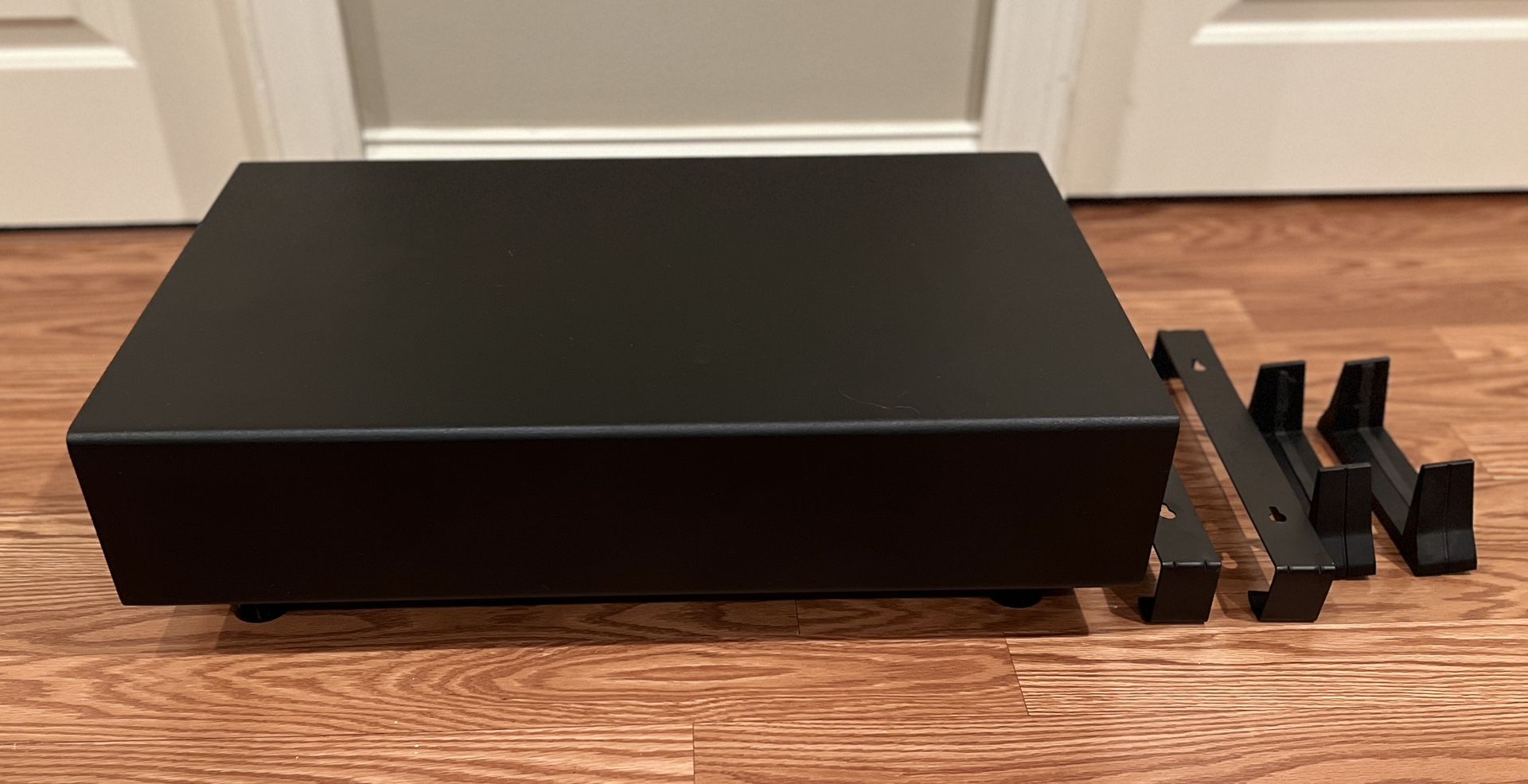 Monoprice SSW-10 150W Slim Subwoofer - Like New