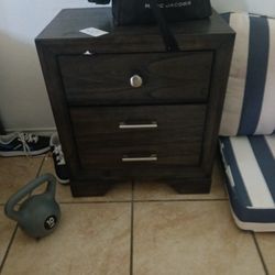 Nightstand 
