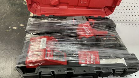 Milwaukee tools drill 2912-20