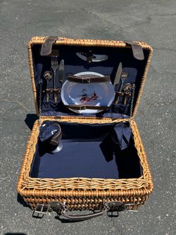 MOVE OUT GARAGE SALE