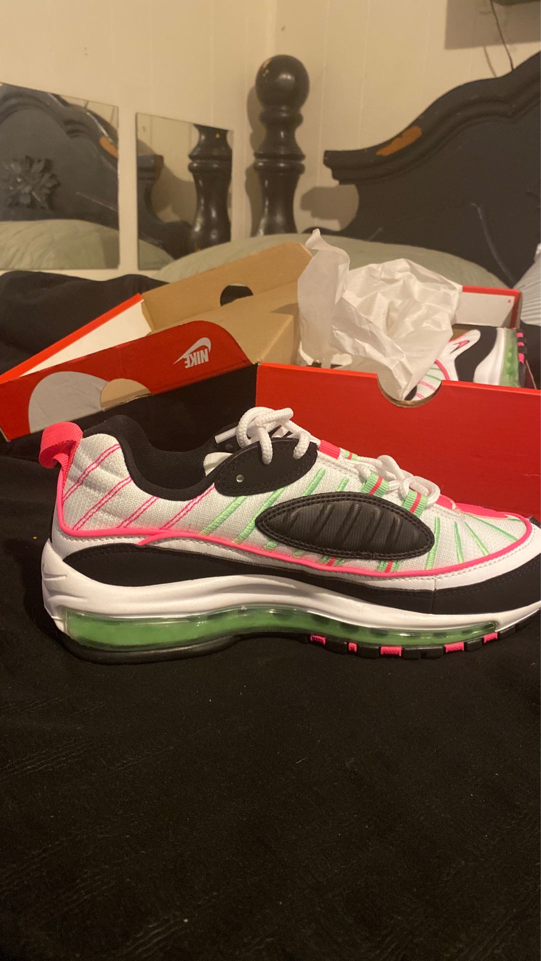 W Air Max 98 white and pink