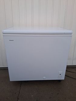 FREEZER CHEST 7.1 CU. FT. SUPER CLEAN. 2 DRAWERS DEFROST DRAIN
