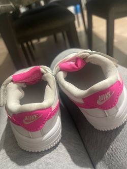 Baby girl shoes size 1.5