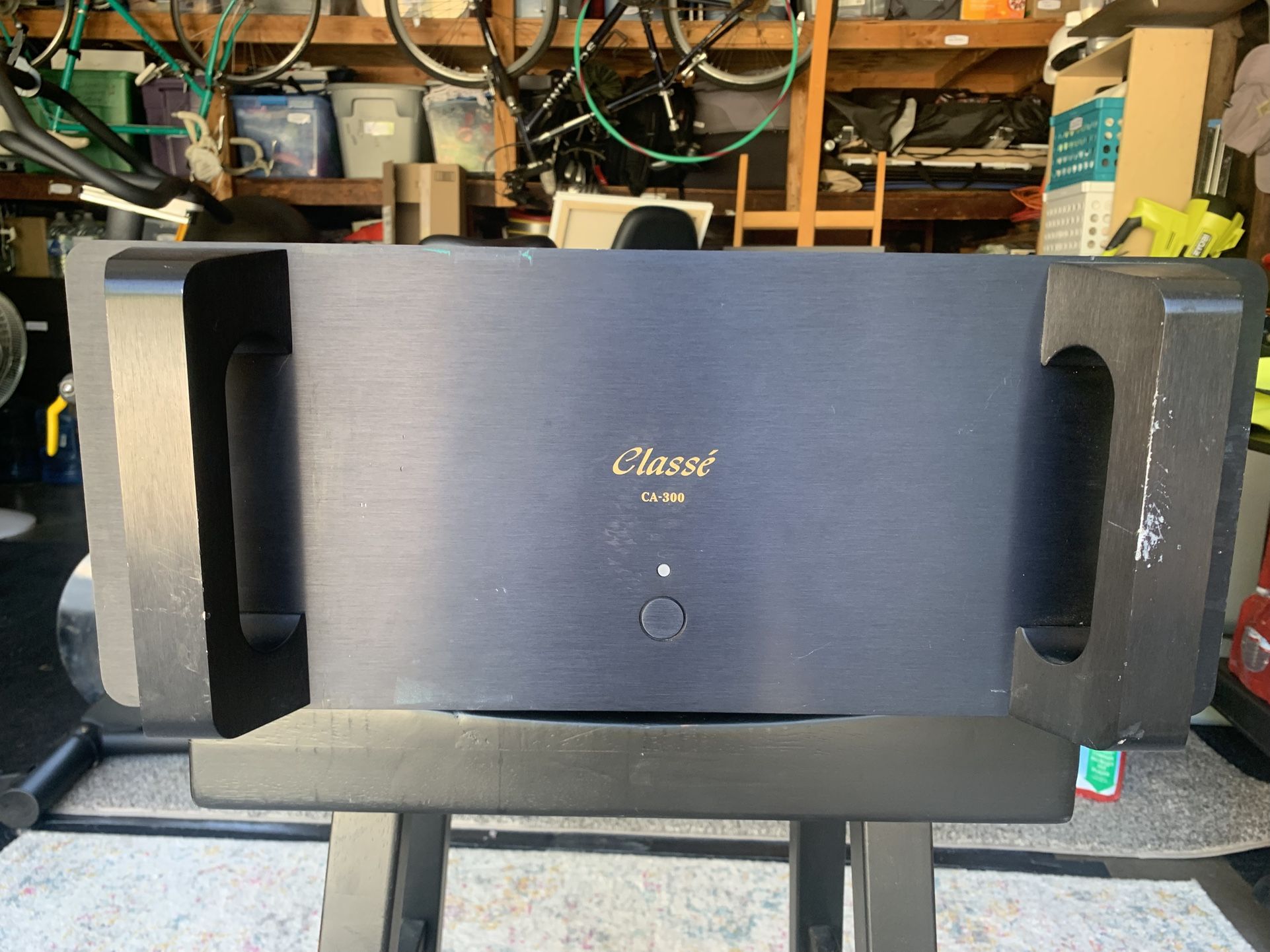 Classe CA-300 Amplifier