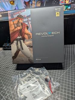 Revoltech Amazing Yamaguchi Kaiyodo
Street Fighter w/ Bonuses