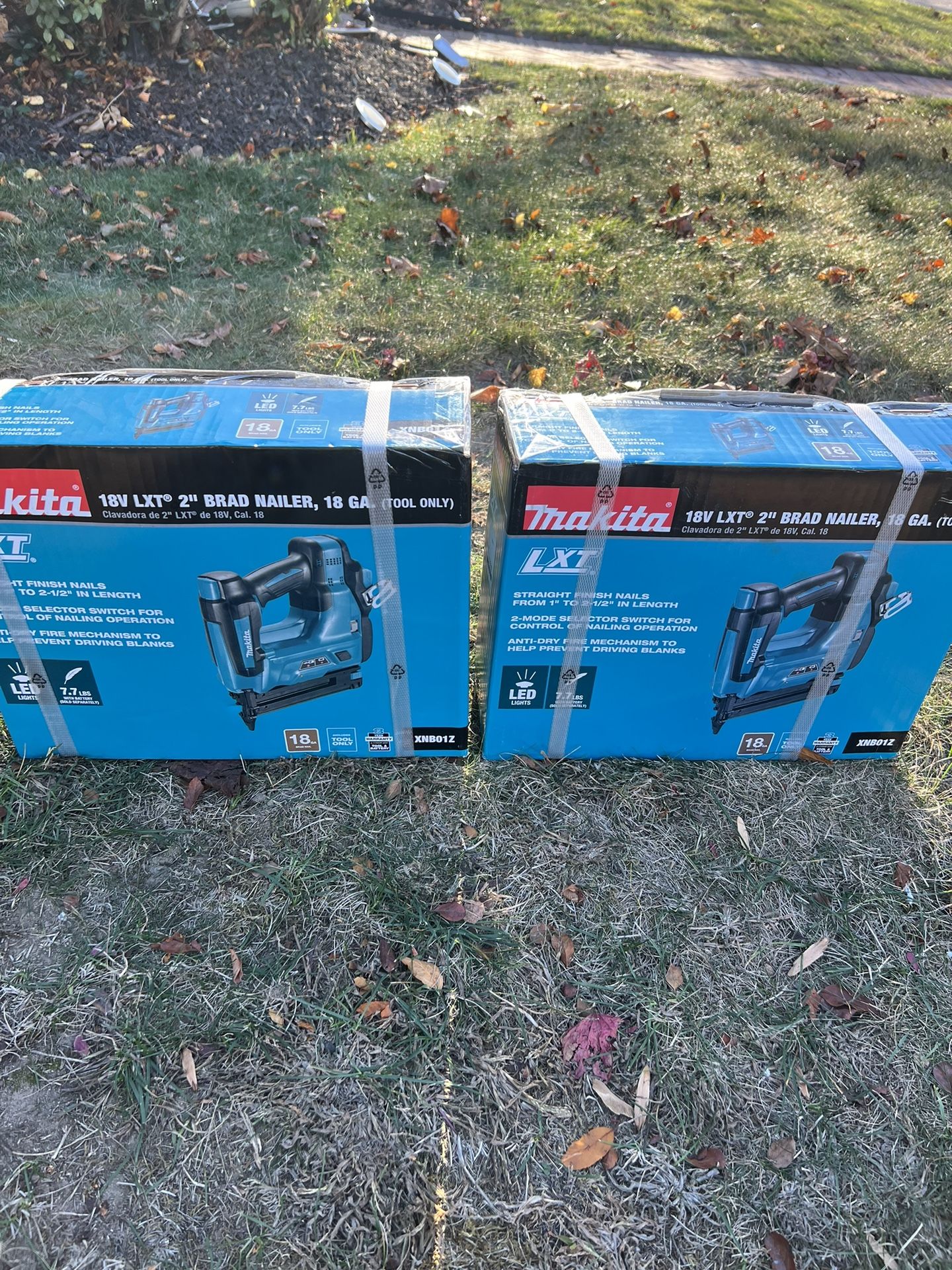 Makita XNB01Z 18V LXT Lithium-Ion Cordless 2" Brad Nailer 18GA (Tool Only)