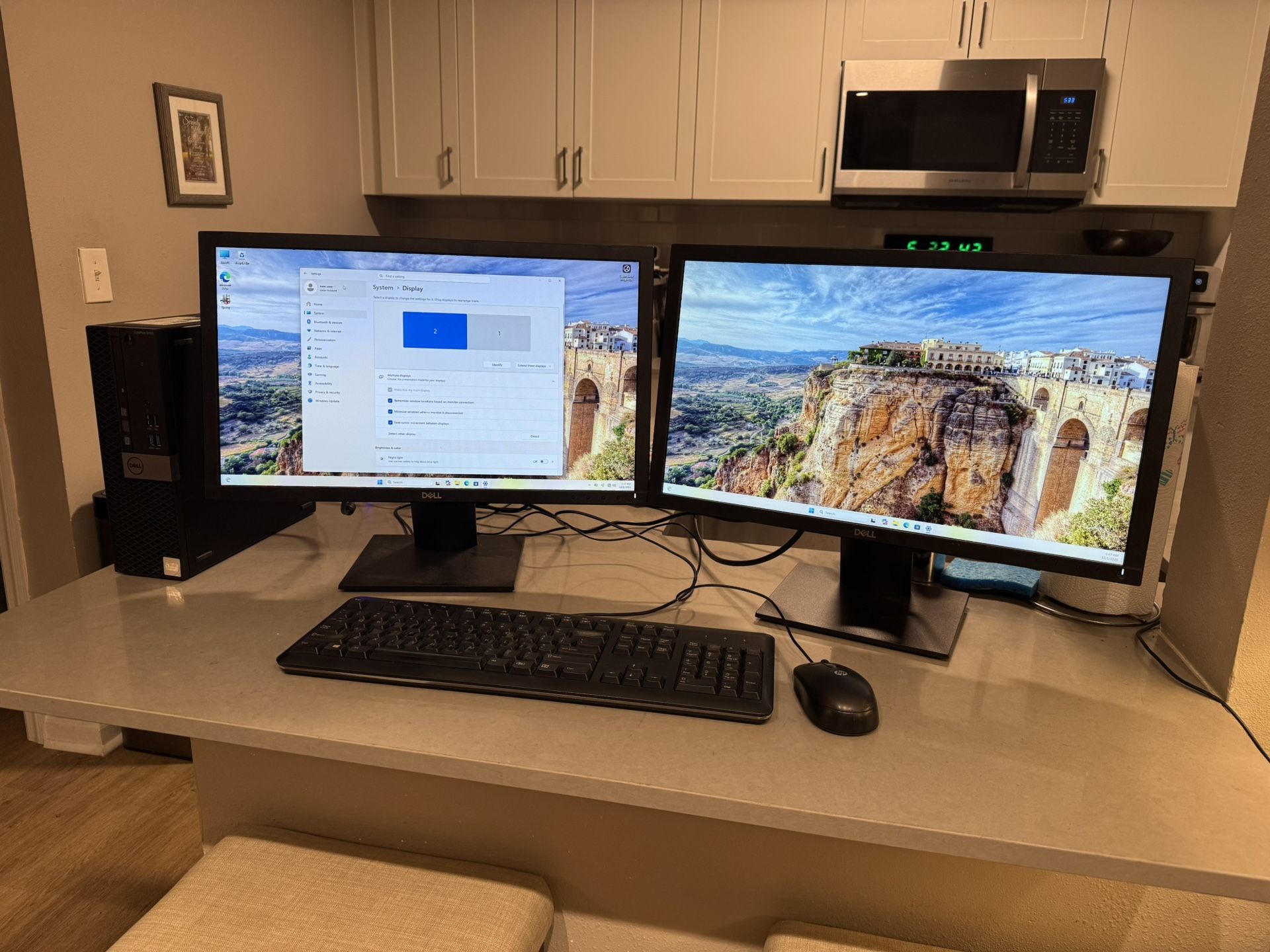 Complete Dell Dual display computer system i7 16gb ram Windows 11 pro 500gb NVMe 