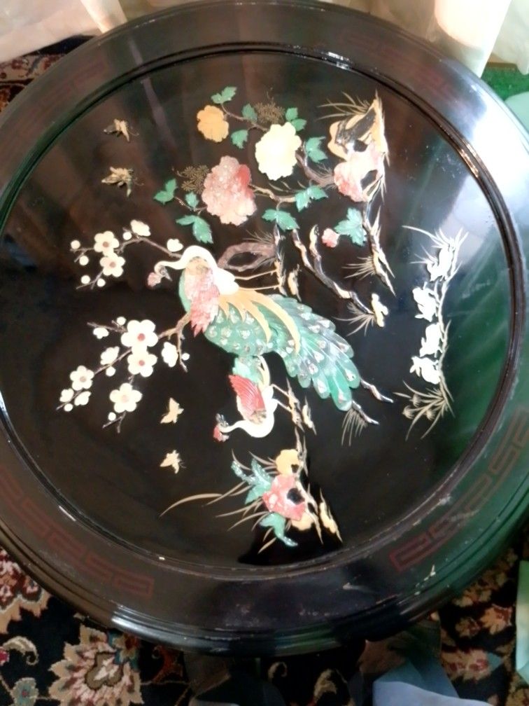 Asian Black Lacquer Table And Chairs