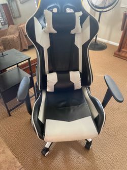 Free gaming chair
