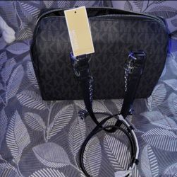  Authentic Michael Kors Garyson Medium chain  Signature Satchel