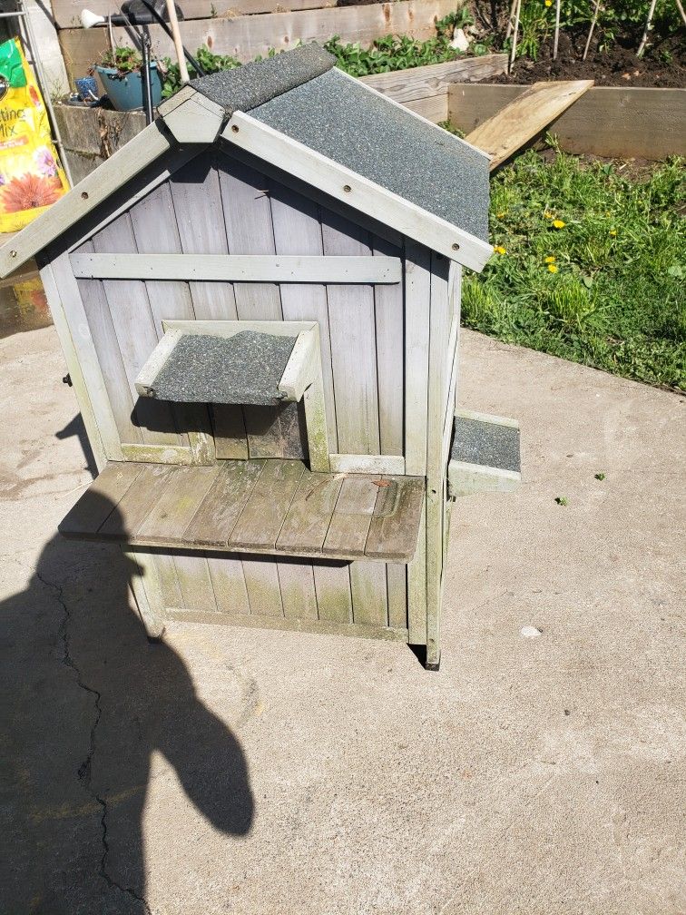 Cat House