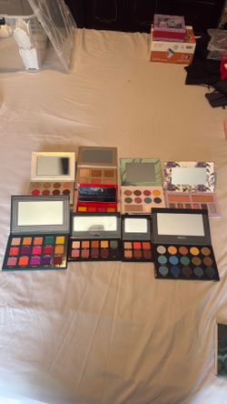 New eyeshadow palettes