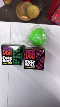 Nee Doh Fuzz Ball Flower Power