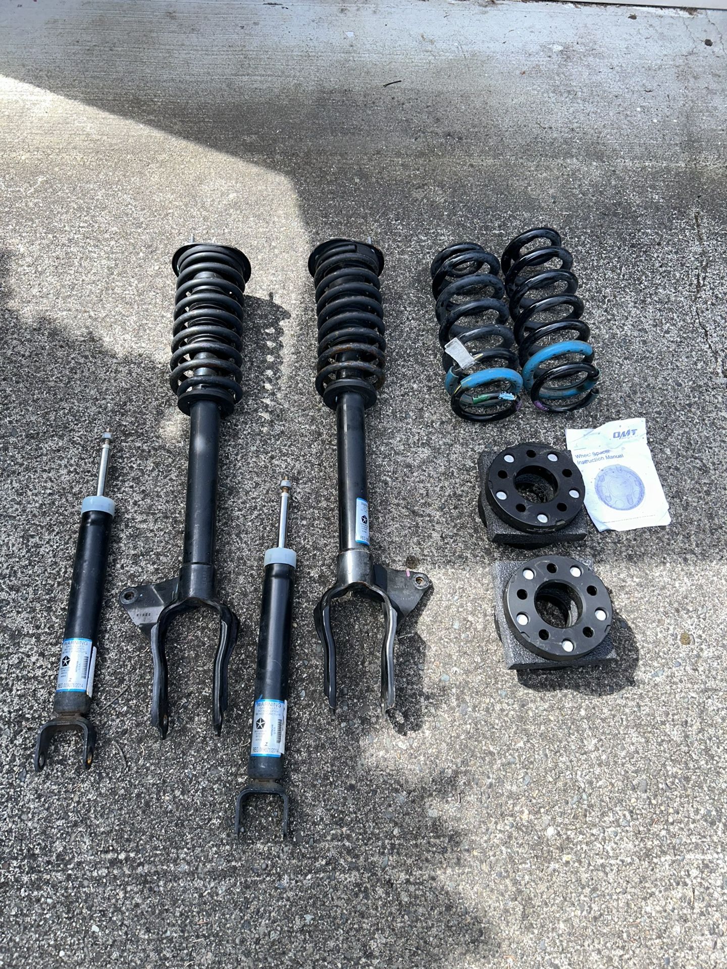Jeep Grand Cherokee: Shock Absorbers, Struts, Rear Coils & Wheel Spacers