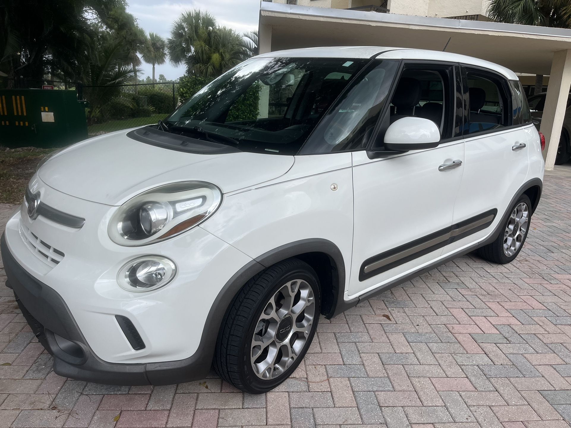2014 Fiat 500-L