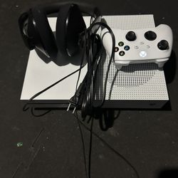 Xbox One S 