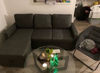 Jerome’s Complete Sleeper/Couch & Table