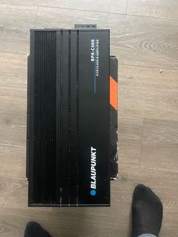 New audio Battery two amps one in box
