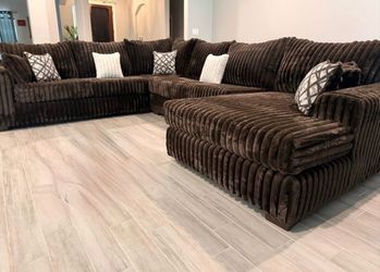 NEW IN BOX - Large Brown Thick Soft Corduroy Sectional With Accent Pillows ** Finance Available $54 down