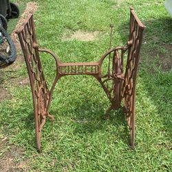 Singer Iron Sewing Base