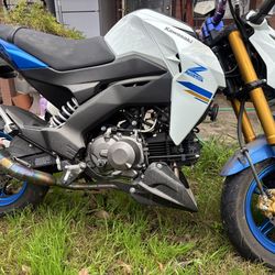 2022 Kawasaki Z125 Pro
