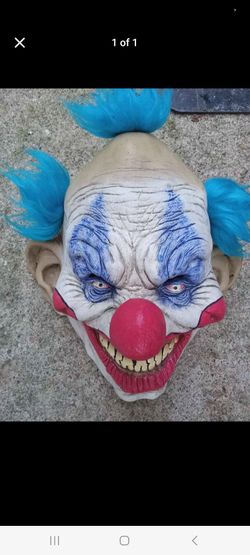 Dammy the Clown Mask.