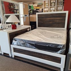 Listón Queen Bed Dresser And Mirror 