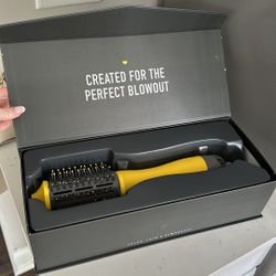 Drybar The Single Shot Blowout Hairdryer 