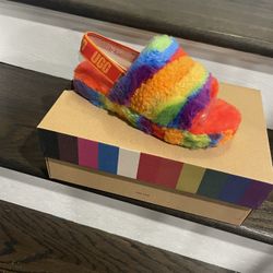 UGG $60 Size 5